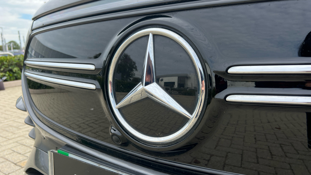 Mercedes-Benz EQA 250 140Kw Amg Line 66.5Kwh Blue #28