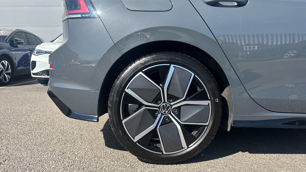 Volkswagen Golf Golf 1.5 Tsi 150 Black Edition WF75ZPW Grey #5
