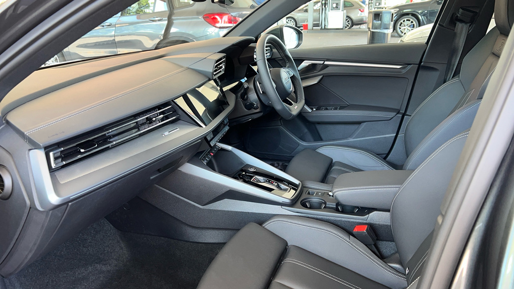 Audi A3 A3 1.5 Tfsi 150 S Line S Tronic KM75EOD Grey #2