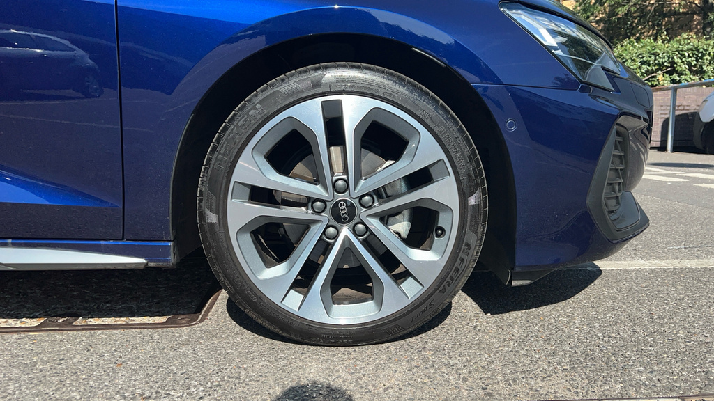 Audi A3 A3 1.5 Tfsi 150 S Line S Tronic Tech Pack DA75ZMO Blue #5