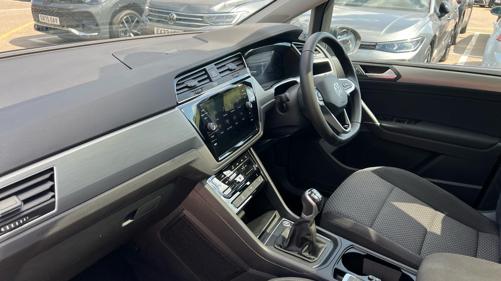 Volkswagen Touran Touran 1.5 Tsi Evo Match Grey #2