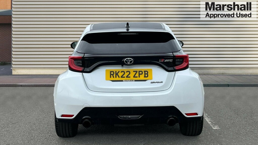 Toyota Yaris Gr Yaris 1.6 Awd Circuit Pack White #4