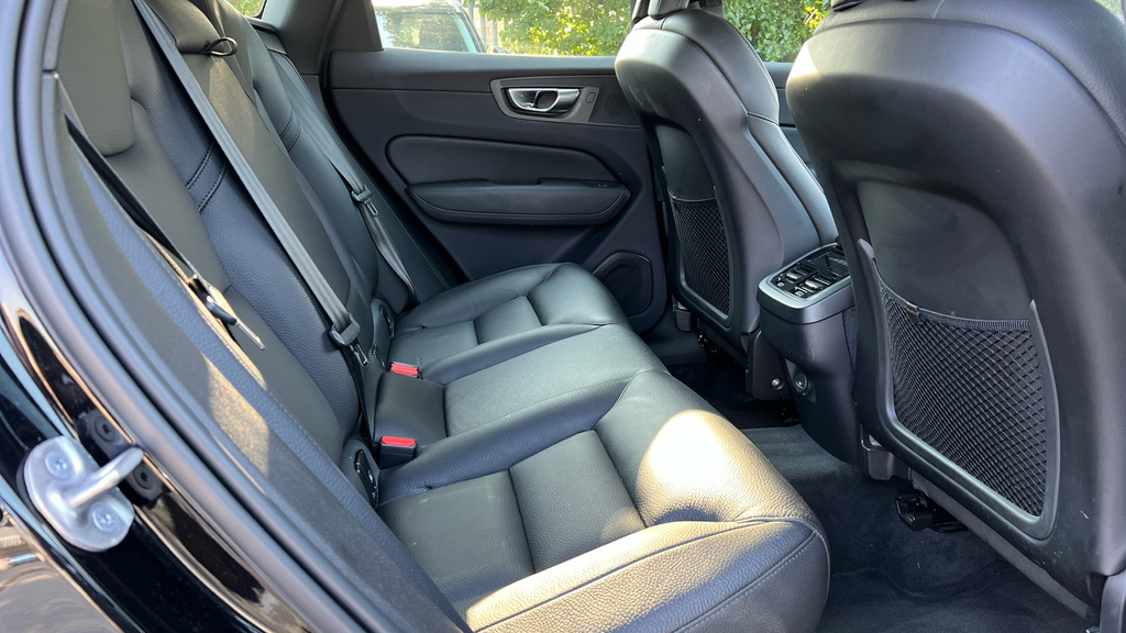 Volvo XC60 Xc60 2.0 B4p Plus Dark Geartronic Black #6
