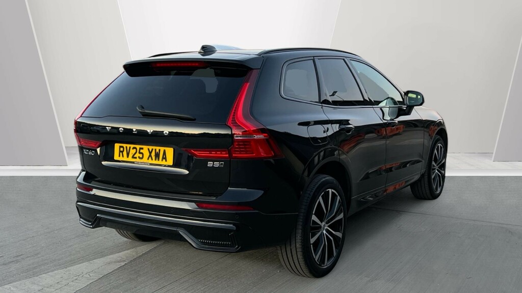 Volvo XC60 Xc60 2.0 B5p Ultra Dark Awd Geartronic RV25XWA Black #2