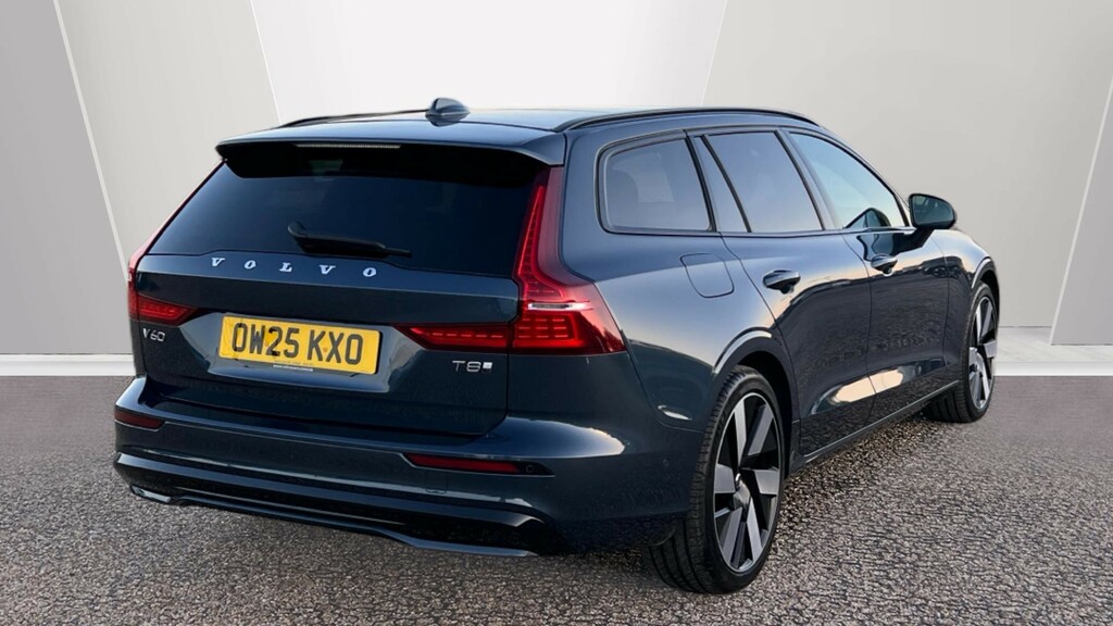 Volvo V60 V60 2.0 T8 455 Phev Ultra Dark Awd Blue #2