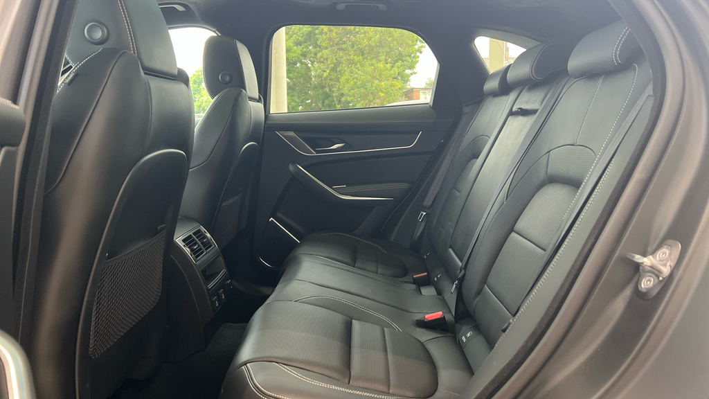 Jaguar F-Pace F-pace 2.0 P400e R-dynamic Hse Black 90Th Anniv Grey #4