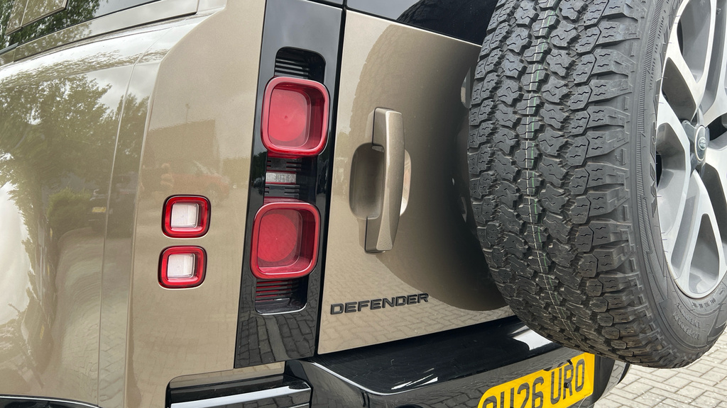 Land Rover Defender Land Rover Defender Estate 3.0 D350 X-dynam Grey #19