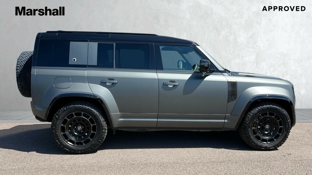 Land Rover Defender 110 Defender 4.4 P635 Octa Edition One 110 FX25RXV Green #5