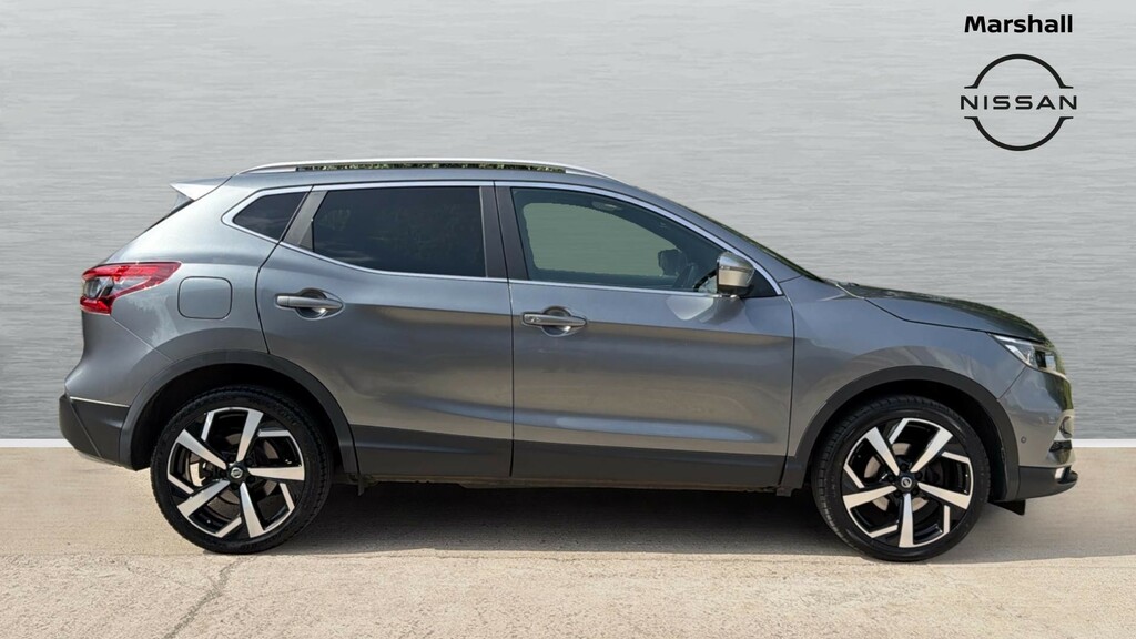 Nissan Qashqai Qashqai 1.3 Dig-t 160 Tekna AF68VUM Grey #3
