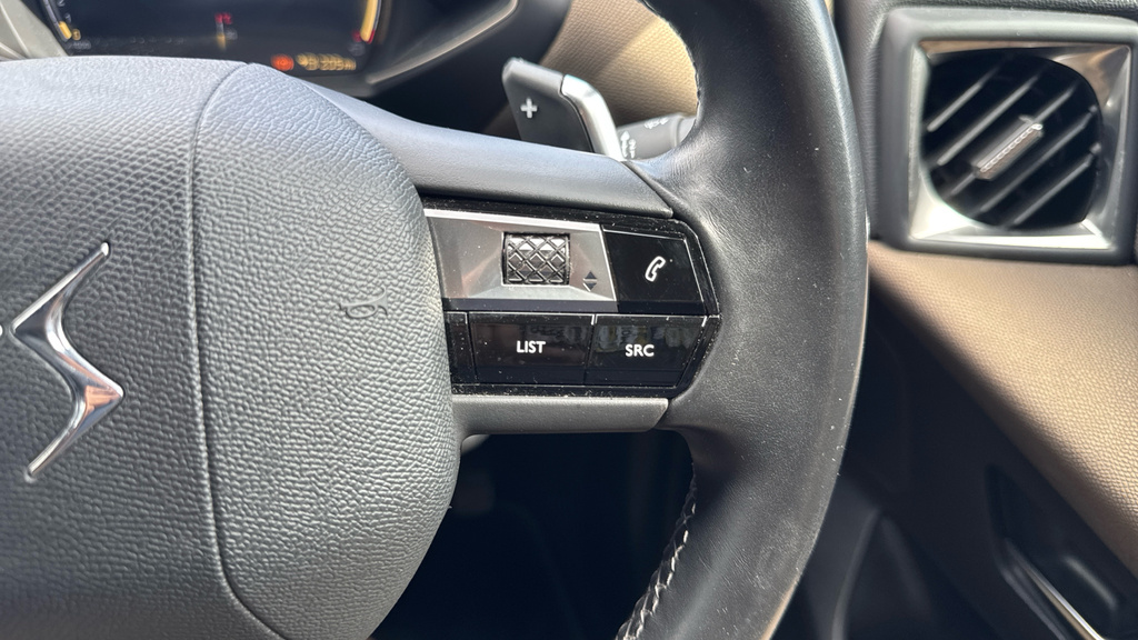Citroen DS3 Crossback 1.5 Hdi Performance Line Black #21