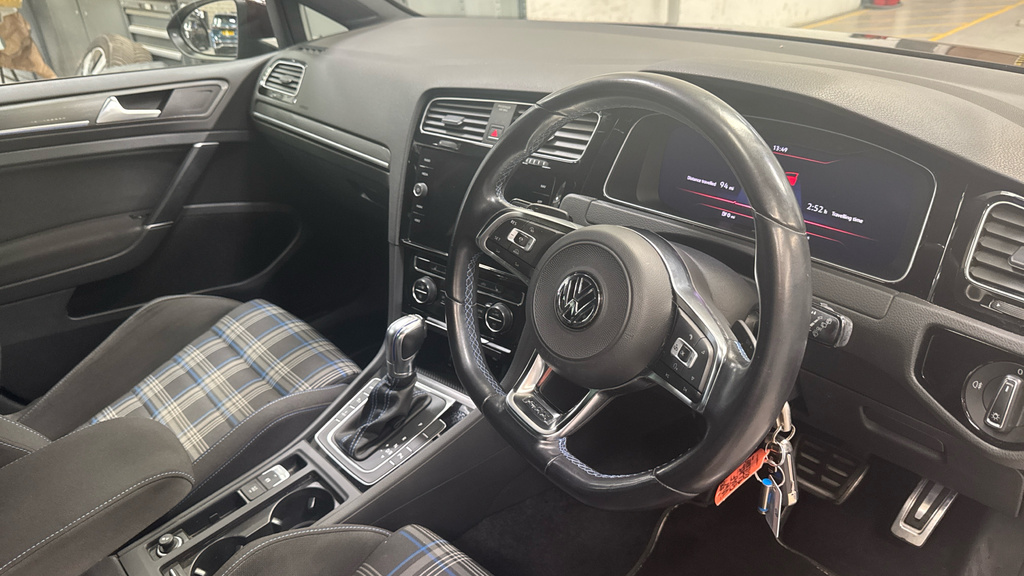 Volkswagen Golf Golf 1.4 Tsi Gte Advance Dsg Black #6