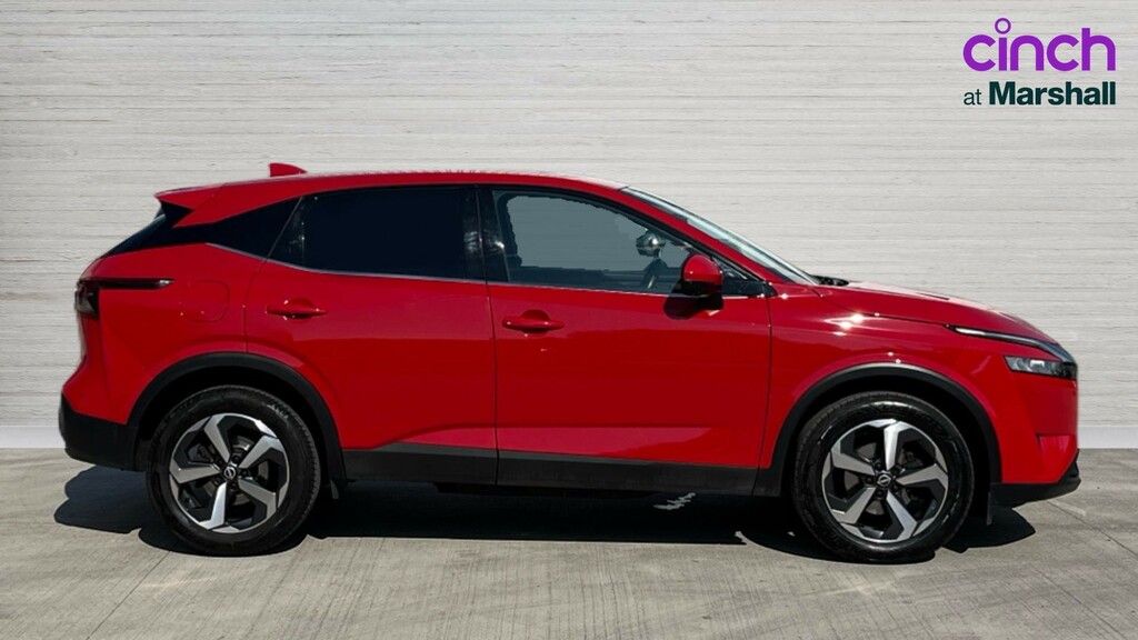 Nissan Qashqai Qashqai 1.3 Dig-t Mh 158 N-connecta Xtronic WM23FEK Red #2