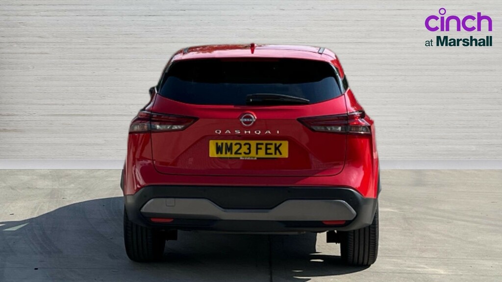 Nissan Qashqai Qashqai 1.3 Dig-t Mh 158 N-connecta Xtronic WM23FEK Red #4