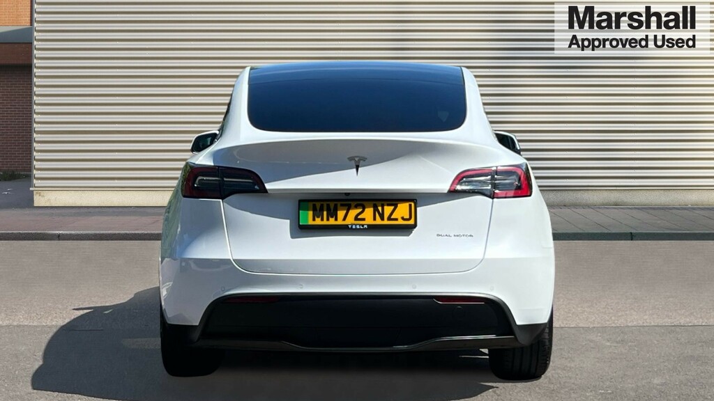 Tesla Model Y Model Y Long Range Awd MM72NZJ White #4