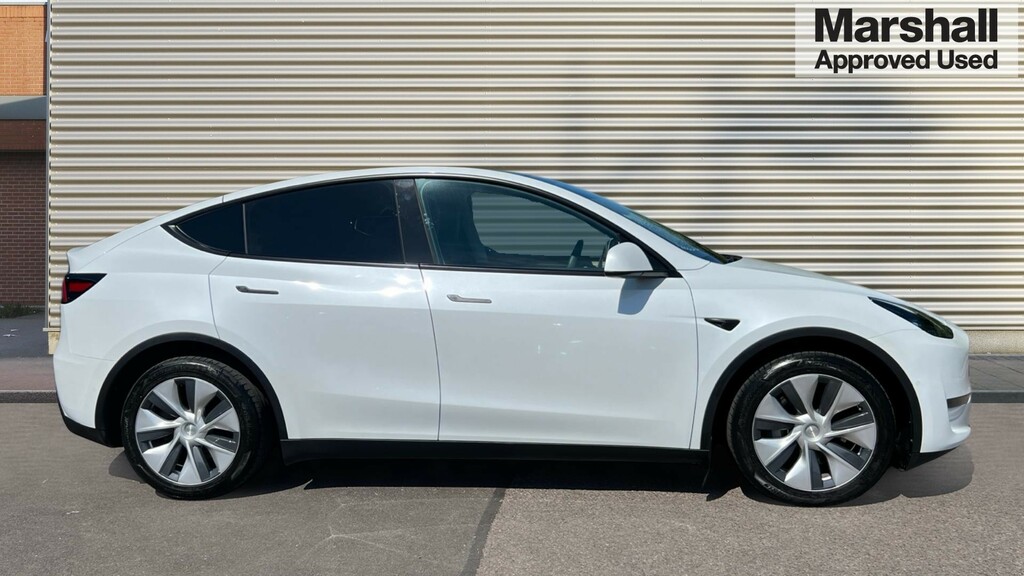Tesla Model Y Model Y Long Range Awd MM72NZJ White #2