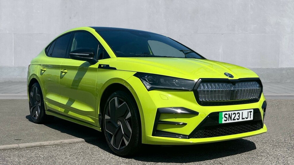 Skoda ENYAQ Enyaq 220Kw Vrs 82Kwh 4X4 Green