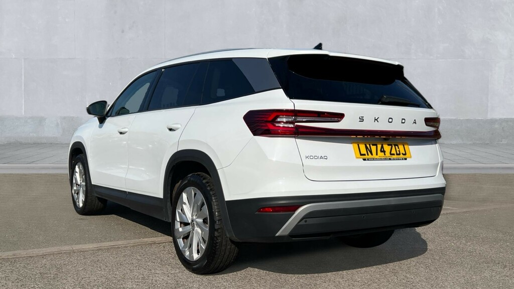 Skoda Kodiaq Kodiaq 1.5 Tsi E-tec Se L Dsg 7 Seat LN74ZDJ White #3