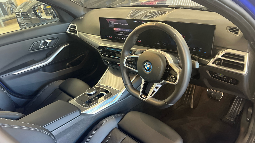 BMW 3 Series 3 Series 330E 22.3 Kwh M Sport Step YB75AAO Blue #4