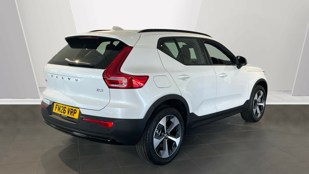 Volvo XC40 Volvo Xc40 Estate 2.0 B3p Plus Dark FM26VRP White #2