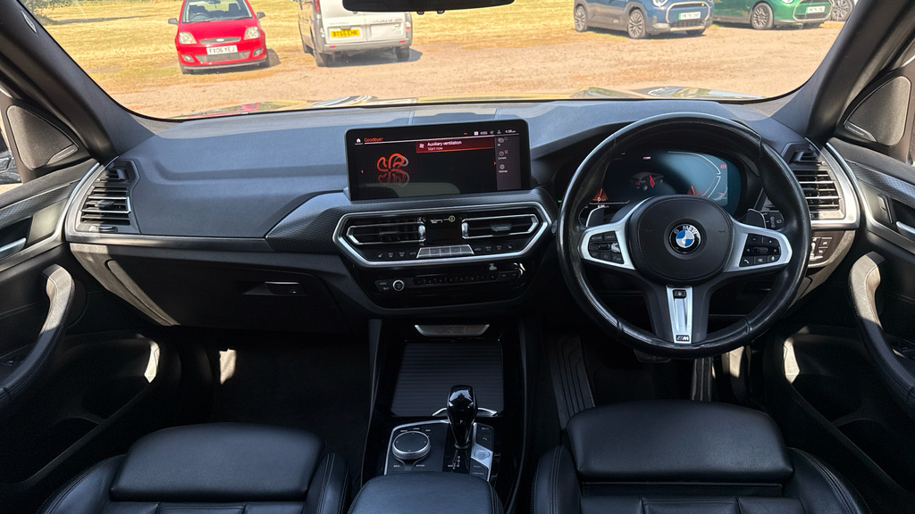 BMW X3 X3 Xdrive20i Mht M Sport Step FY23XDP Black #4