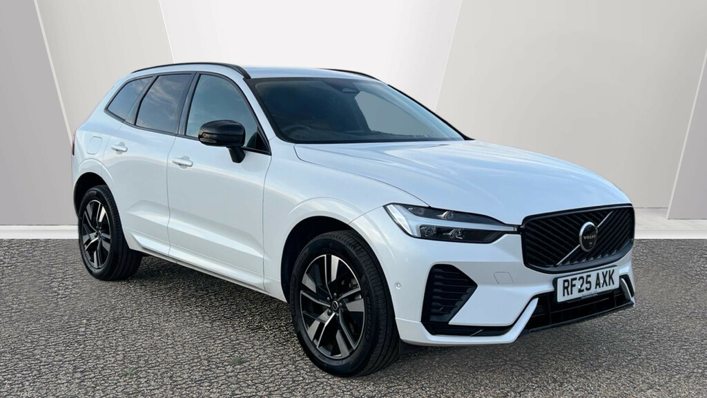 Volvo XC60 Xc60 2.0 B5p Plus Dark Awd Geartronic White