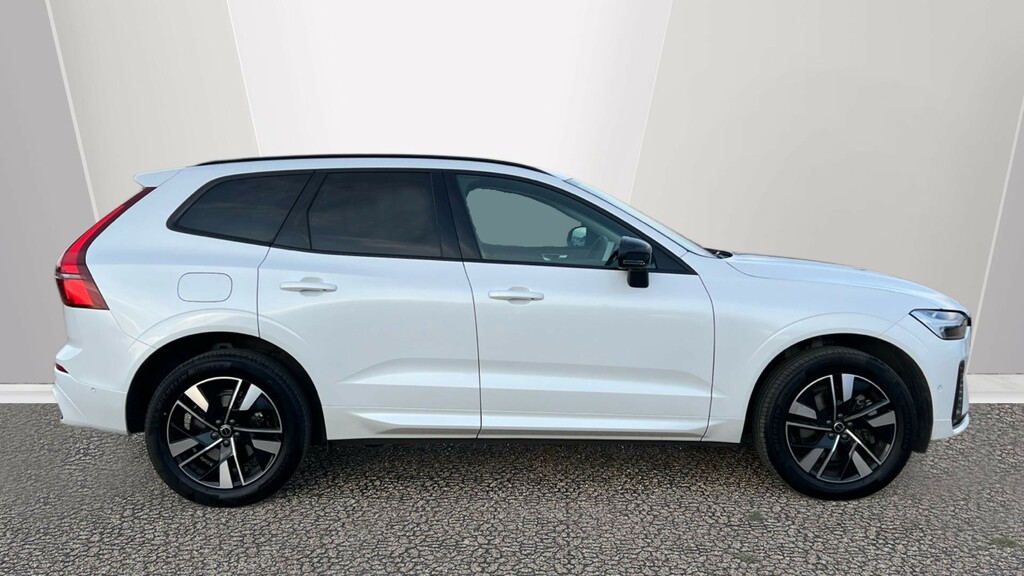 Volvo XC60 Xc60 2.0 B5p Plus Dark Awd Geartronic RF25AXK White #3