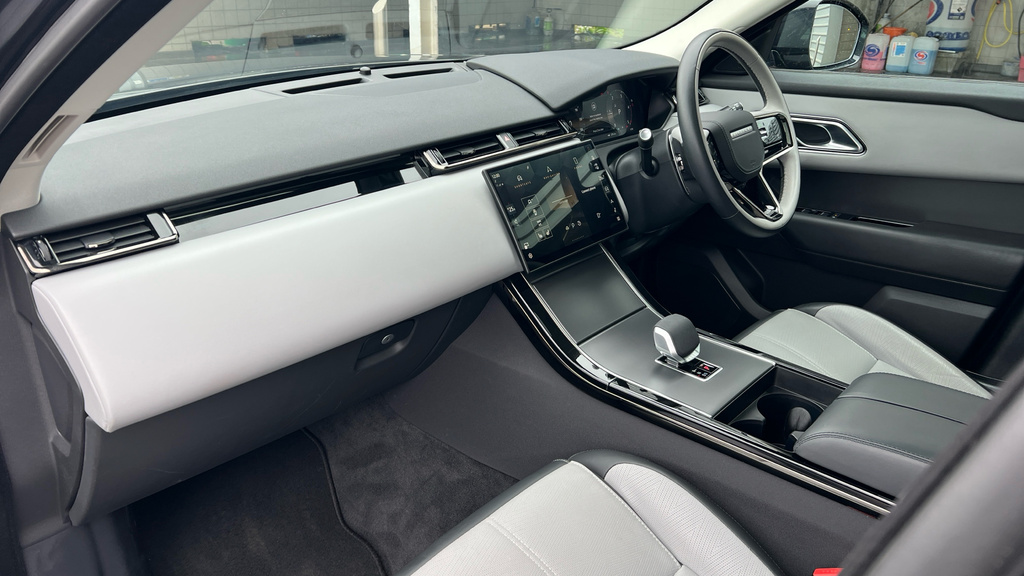 Land Rover Range Rover Velar 2.0 P400e 19.2Kwh S 4Wd Euro 6 5-Door Black #24