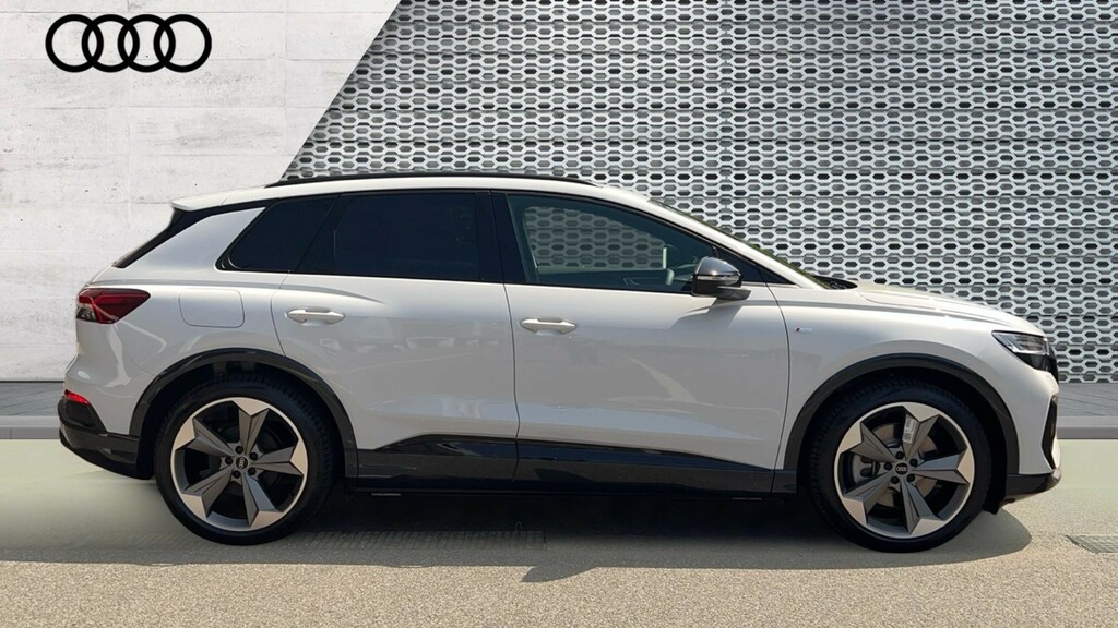 Audi Q4 E Tron Audi Q4 E-tron Estate 210Kw 45 82Kwh Black Edition White #4