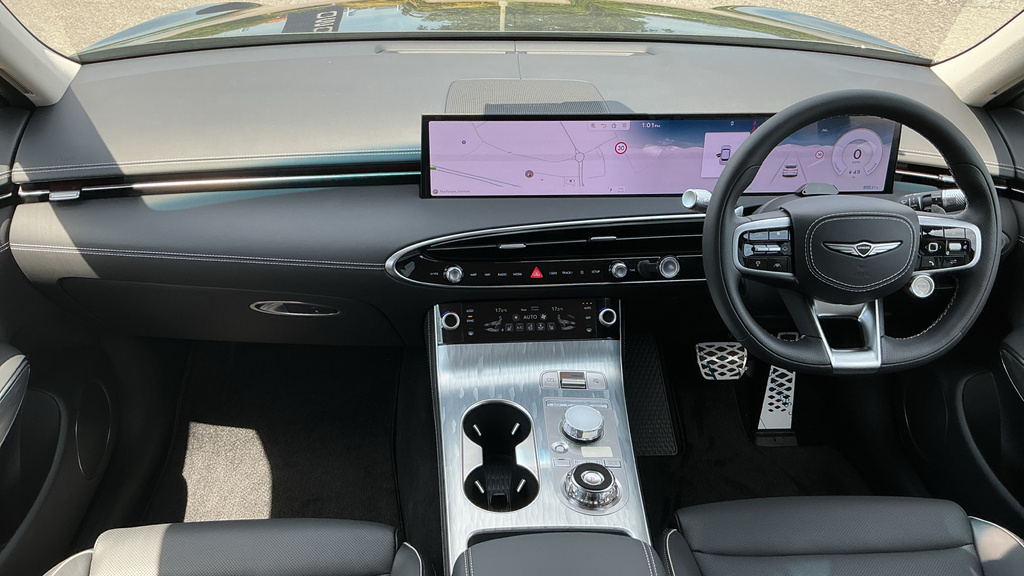 Genesis GV70 Gv70 360Kw Pure 84Kwh Awd Grey #3