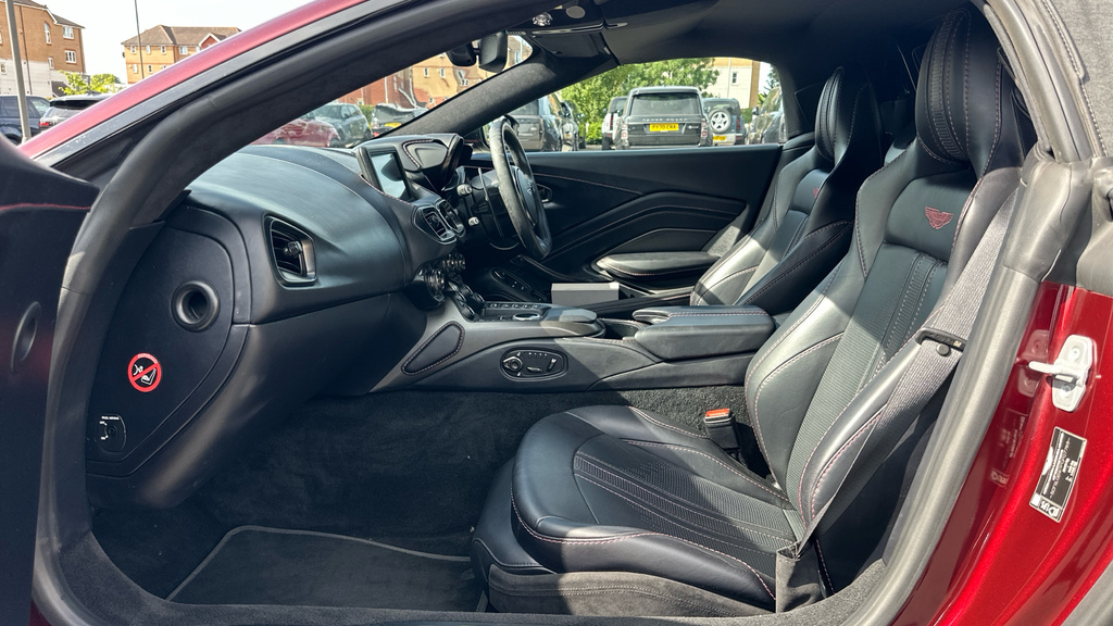 Aston Martin Vantage Vantage Zf 8 Speed Red #4