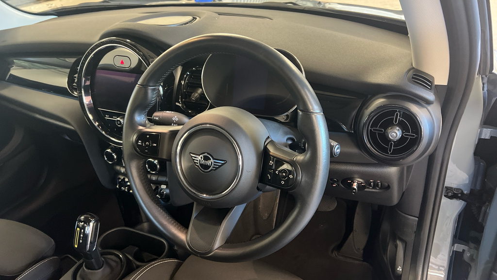 Mini Hatch Hatchback 135Kw Cooper S Level 1 33Kwh VE72FJC Grey #5
