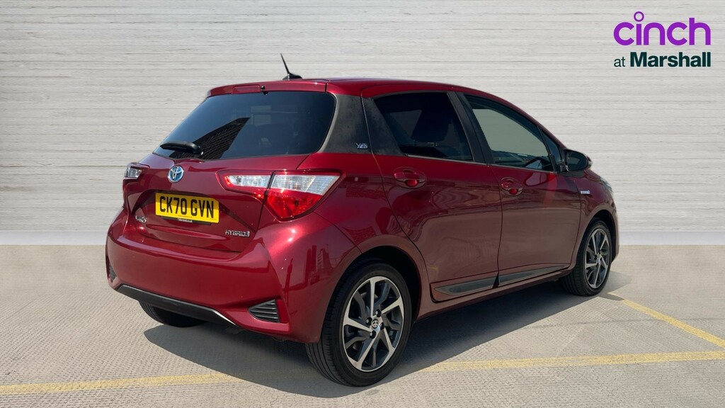 Toyota Yaris Yaris 1.5 Hybrid Y20 Cvt Bi-tone CK70GVN Red #3