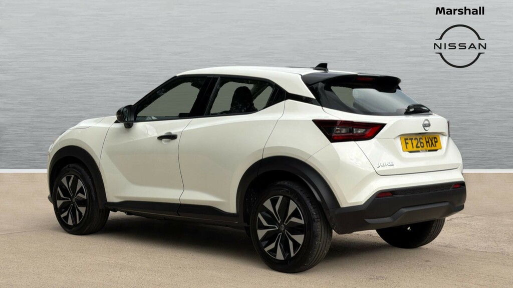 Nissan Juke Nissan Juke Hatchback 1.0 Dig-t Acenta Premium FT26HXP White #2