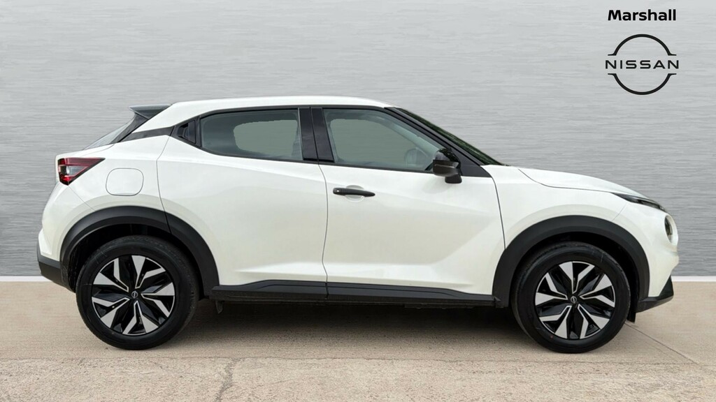 Nissan Juke Nissan Juke Hatchback 1.0 Dig-t Acenta Premium FT26HXP White #3