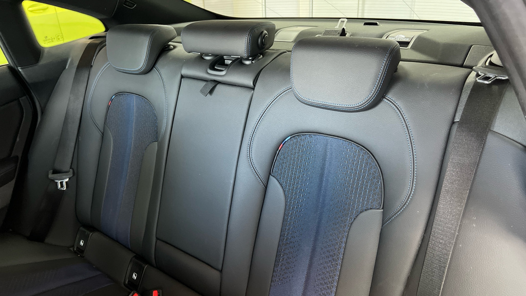 BMW 2 Series 218I 136 M Sport Dct 2023 Blue #12
