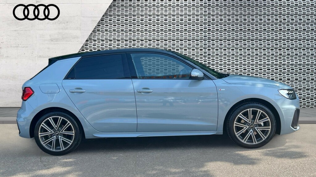 Audi A1 Audi A1 Sportback 30 Tfsi S Line S Tronic Tec LY26DUJ Black #4