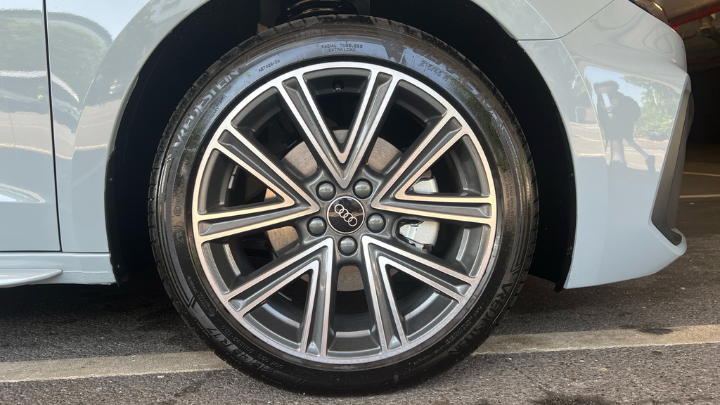 Audi A1 Audi A1 Sportback 30 Tfsi S Line S Tronic Tec LY26DUJ Black #5