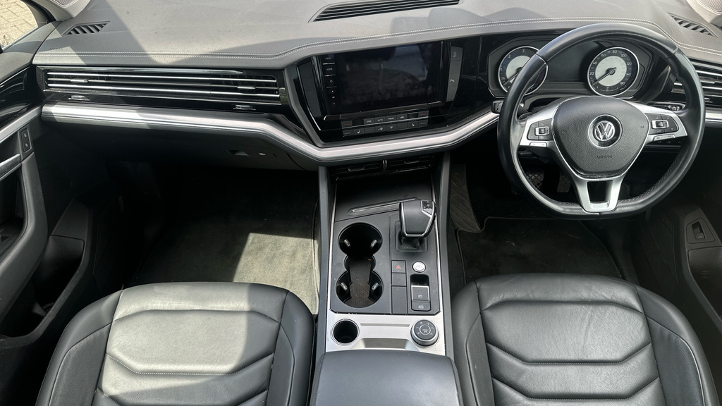 Volkswagen Touareg 3.0 V6 Tdi 4Motion R-line Tip Black #12