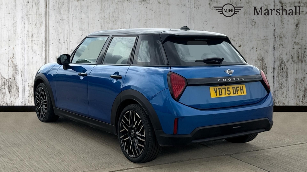 Mini Hatch Cooper 1.5 C Exclusive Level 1 YD75DFH Blue #2