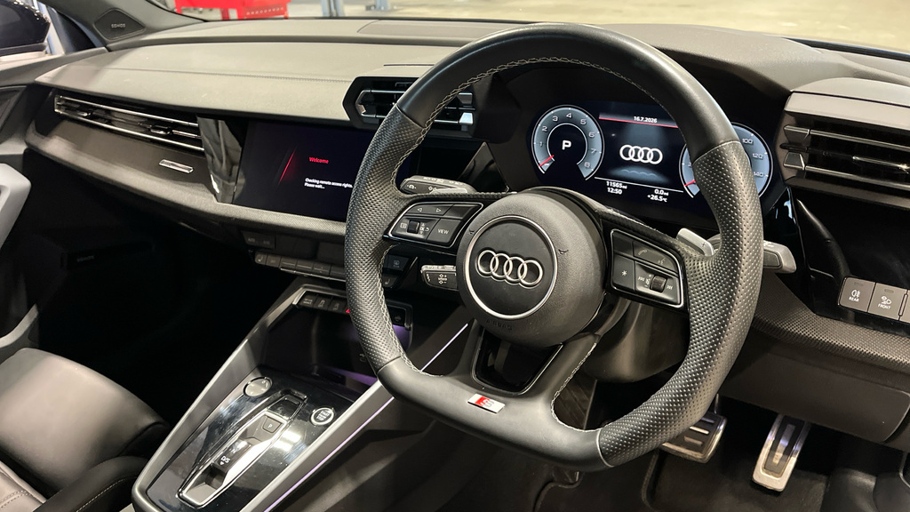 Audi A3 A3 35 Tfsi Black Edition S Tronic MM24ZKY Blue #6
