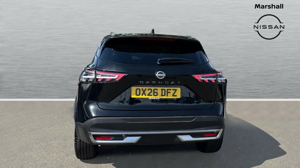 Nissan Qashqai Qashqai 1.3 Dig-t Mhb 140 Tkna Bose Pack OX26DFZ Black #6