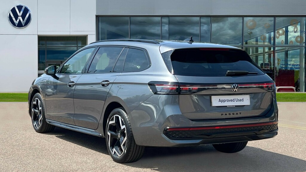 Volkswagen Passat Passat 1.5 Tsi Ehybrid R-line Dsg Grey #3