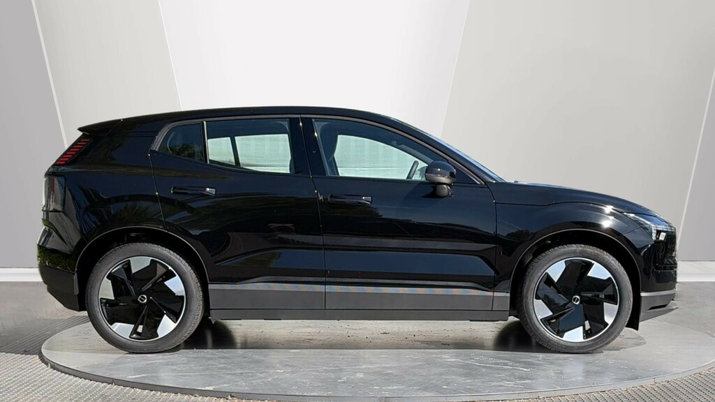 Volvo EX30 Ex30 200Kw Sm Extended Range Plus 69Kwh E Black #3