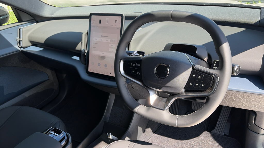 Volvo EX30 Ex30 200Kw Sm Extended Range Plus 69Kwh E Black #4