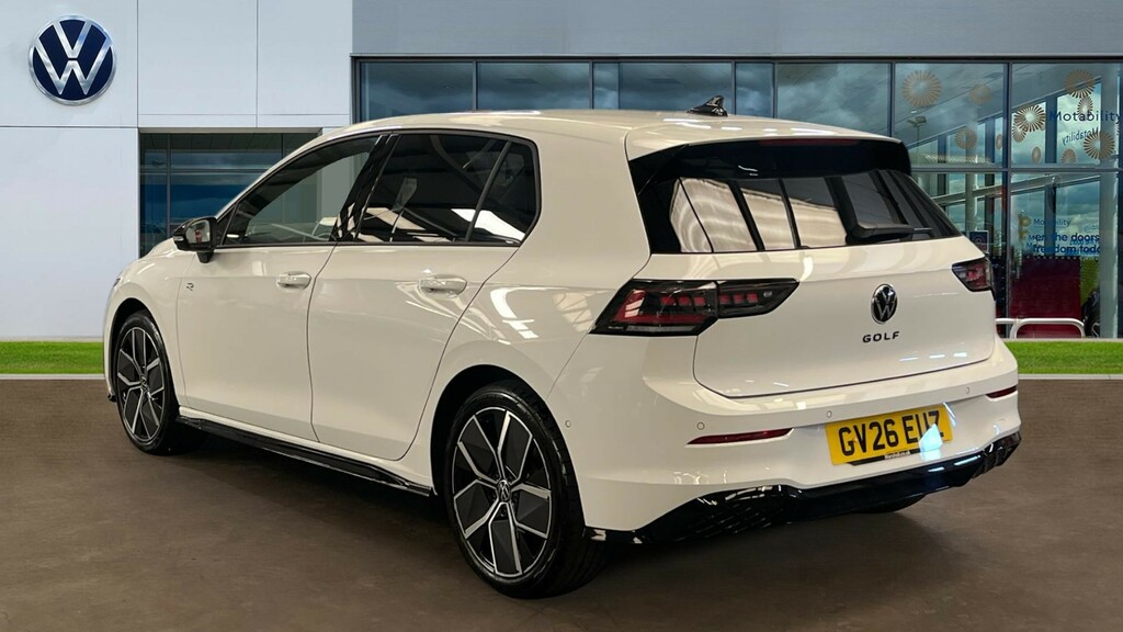 Volkswagen Golf Golf Hatch Black Edition 1.5 Etsi 150 Ps 7-Speed D GV26EUZ White #3