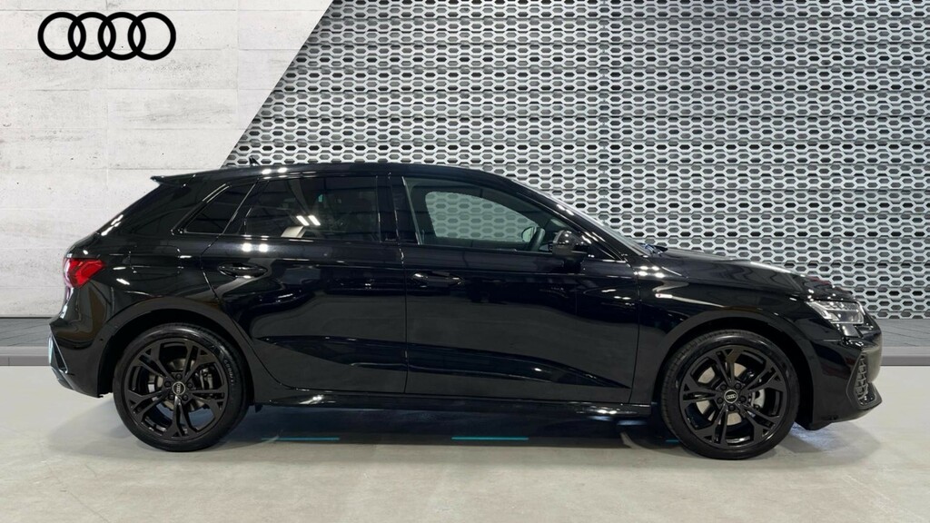 Audi A3 A3 1.5 Tfsi E 204 Black Ed S Tronic Tech Pack LN26MYP Black #4