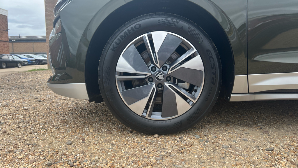 Skoda ENYAQ Skoda Enyaq Estate 210Kw 85 Edition 82Kwh Green #5