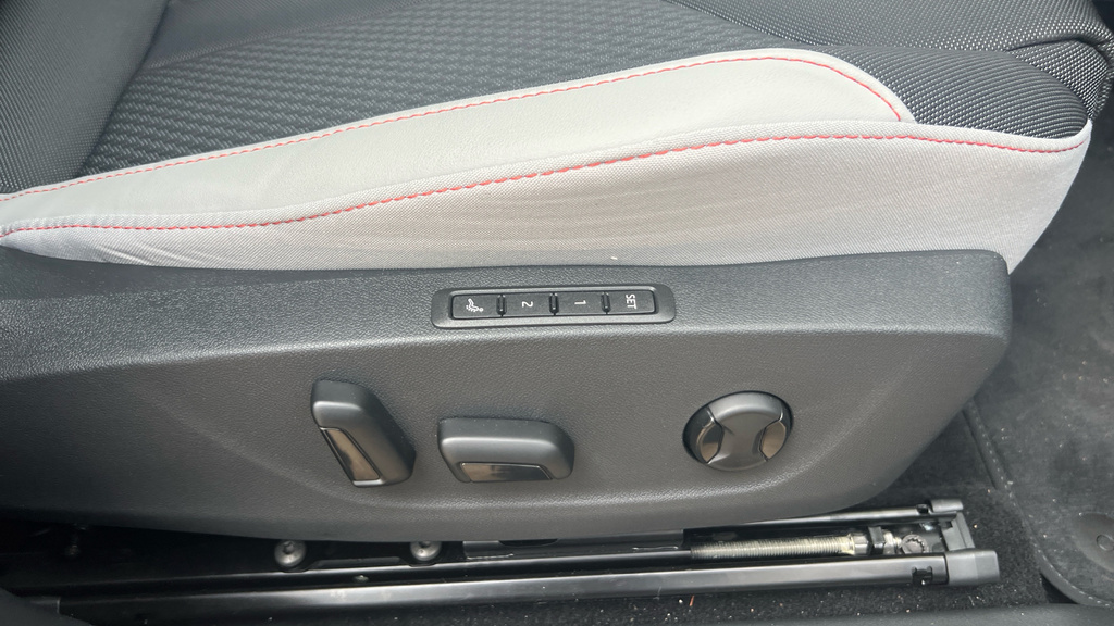 Skoda ENYAQ Sportline Grey #24