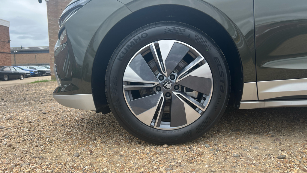 Skoda ENYAQ Sportline Grey #19
