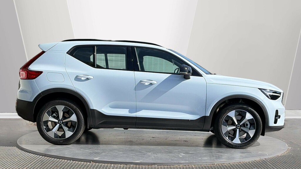 Volvo XC40 Volvo Xc40 Estate 2.0 B3p Plus Dark Blue #3